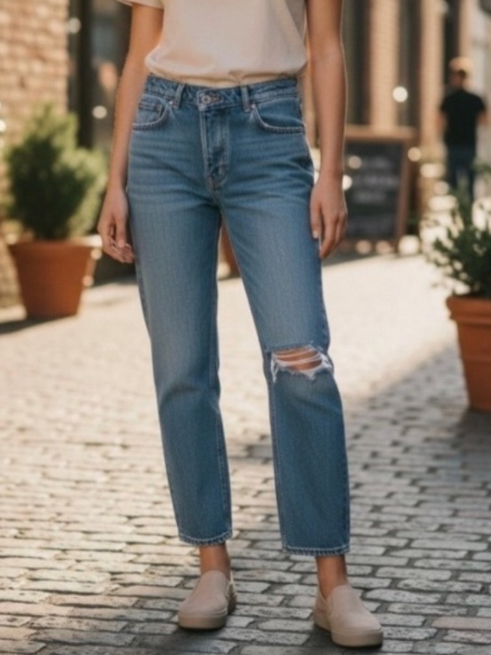 Judy Blue Distressed Crossover Waist Dad Jeans Women's 26 Blue Y2K